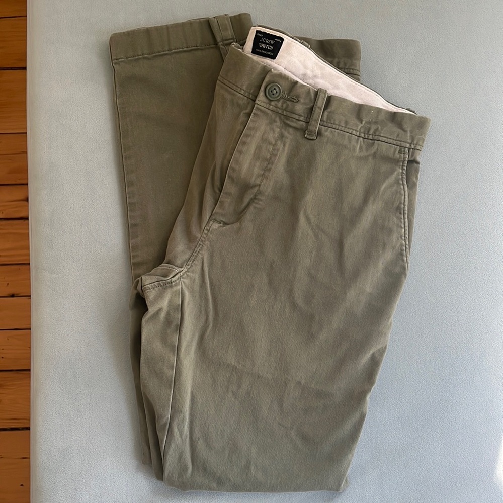 Men’s J. Crew Khaki Pants - excellent condition